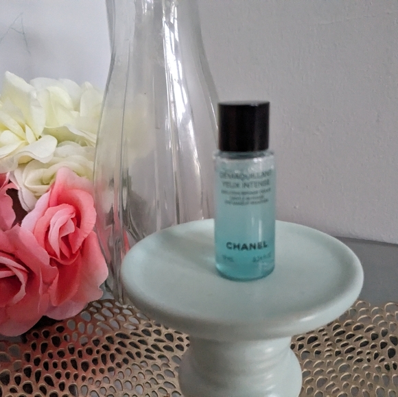 Chanel eye makeup remover mini - Picture 3 of 4